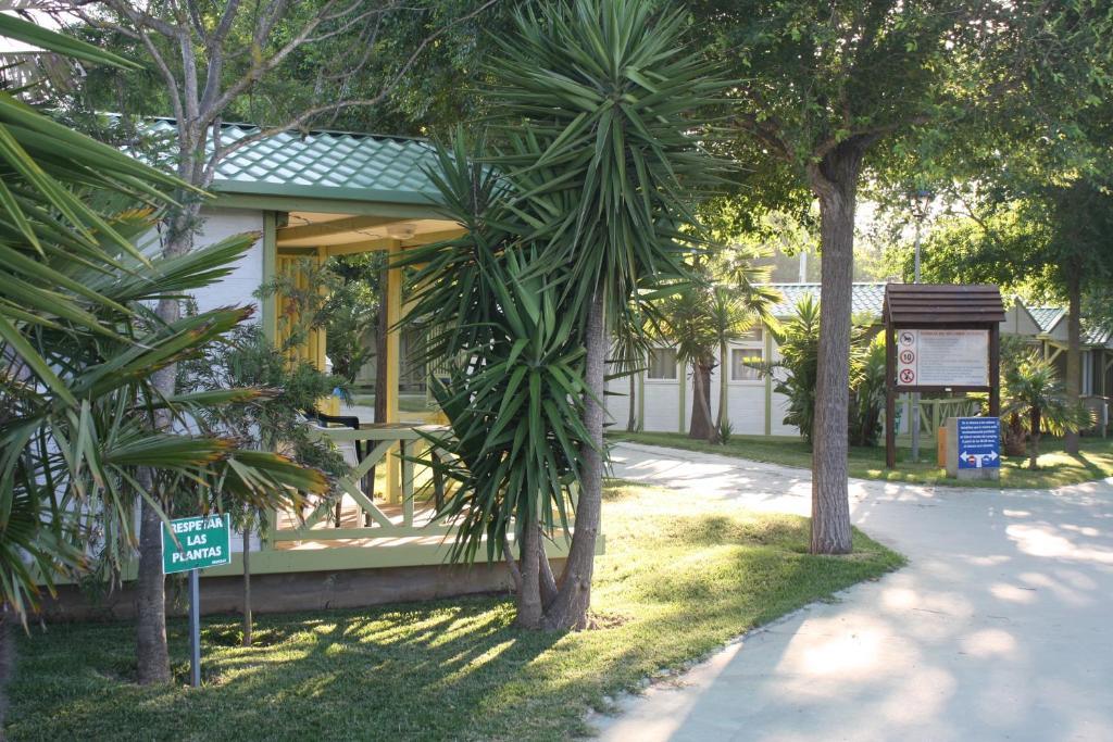 Camping Glamping -bungalows El Faro