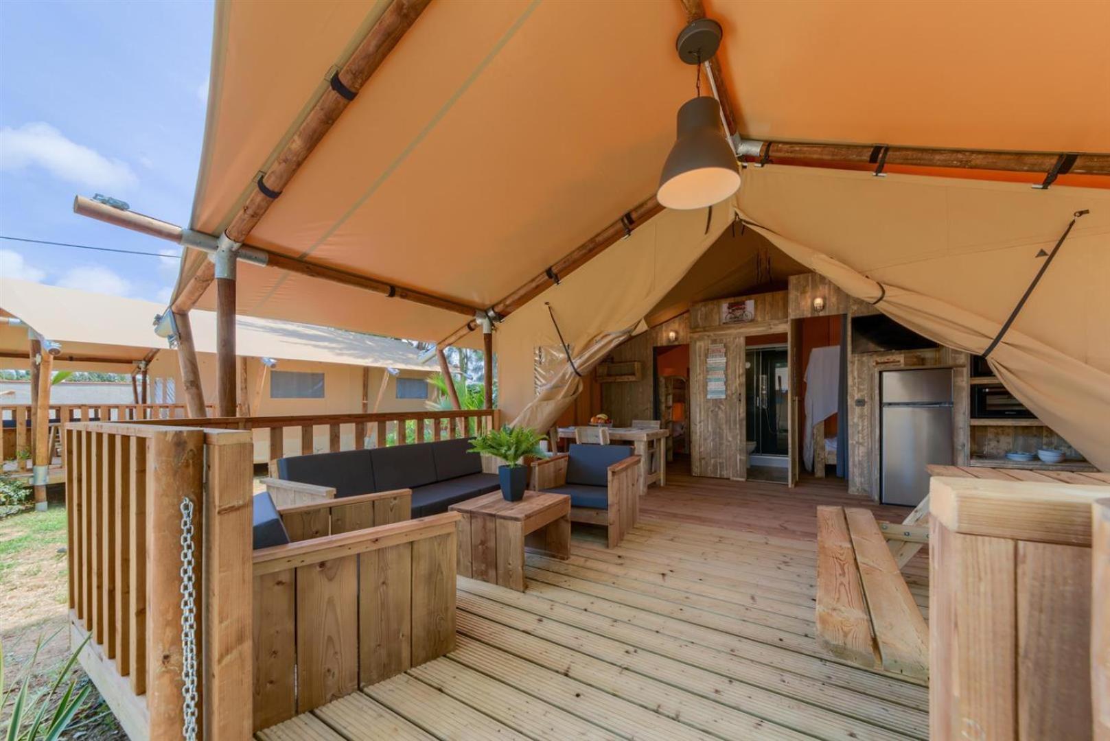 Campeggio Glamping -bungalows El Faro
